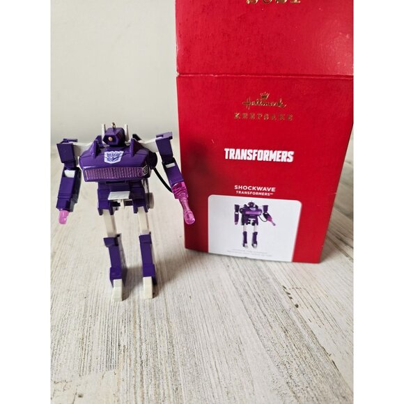 Hallmark 2021 shockwave transformers new ornament Xmas tree - Picture 1 of 9